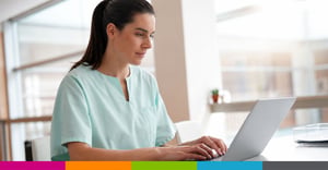 surgeon using laptop